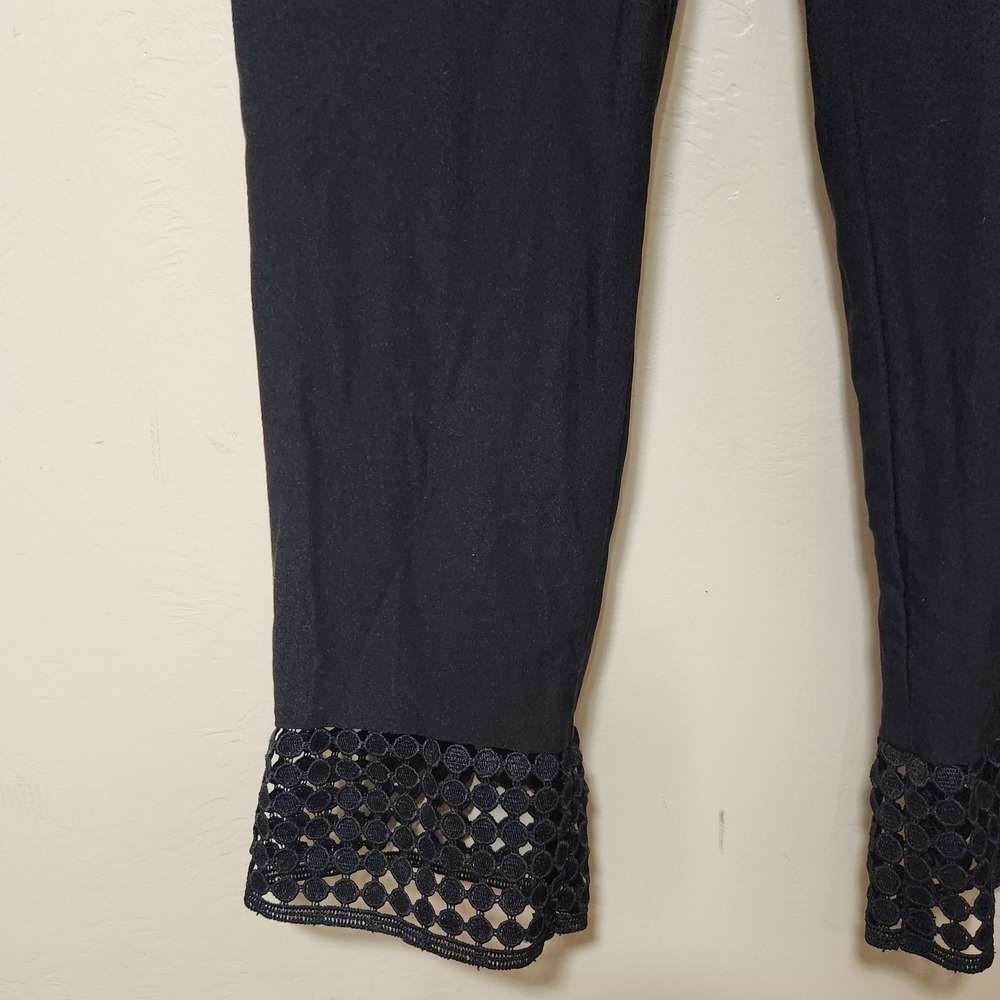 Chico's Black Tapered Dress Pants Size 0 Lace Cutoff Hem Small - Picture 3 of 6